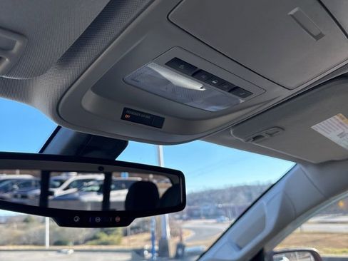 Used 2016 Chevrolet Colorado Z71 image 14