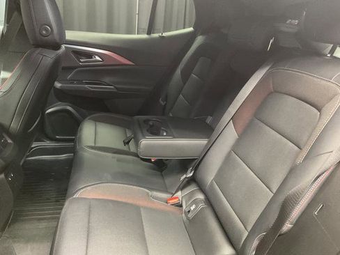 Used 2025 Chevrolet Equinox EV RS w/ Convenience Package II FWD image 9