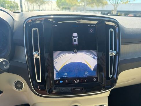 Used 2023 Volvo XC40 B5 Plus w/ Driver Assist Package image 22