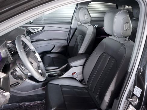 Certified 2024 Audi Q4 e-tron Premium Plus image 6