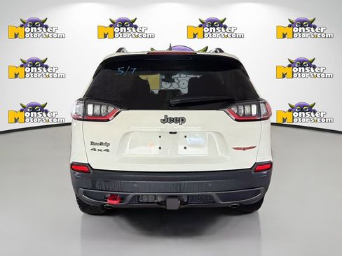 Used 2019 Jeep Cherokee Trailhawk AWD/4WD image 5