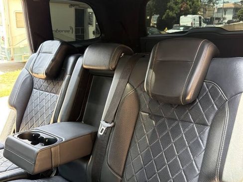 Used 2013 Mercedes-Benz GL 550 4MATIC image 20