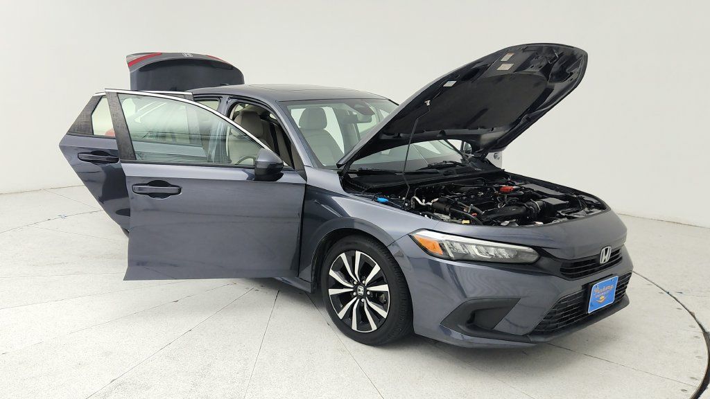 Used 2022 Honda Civic EX image 9