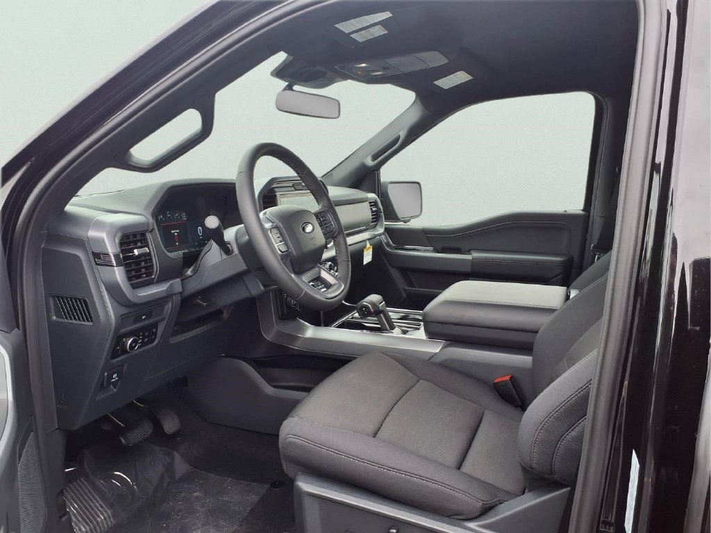 New 2026 Ford F150 XLT w/ Equipment Group 302A MID AWD/4WD image 19