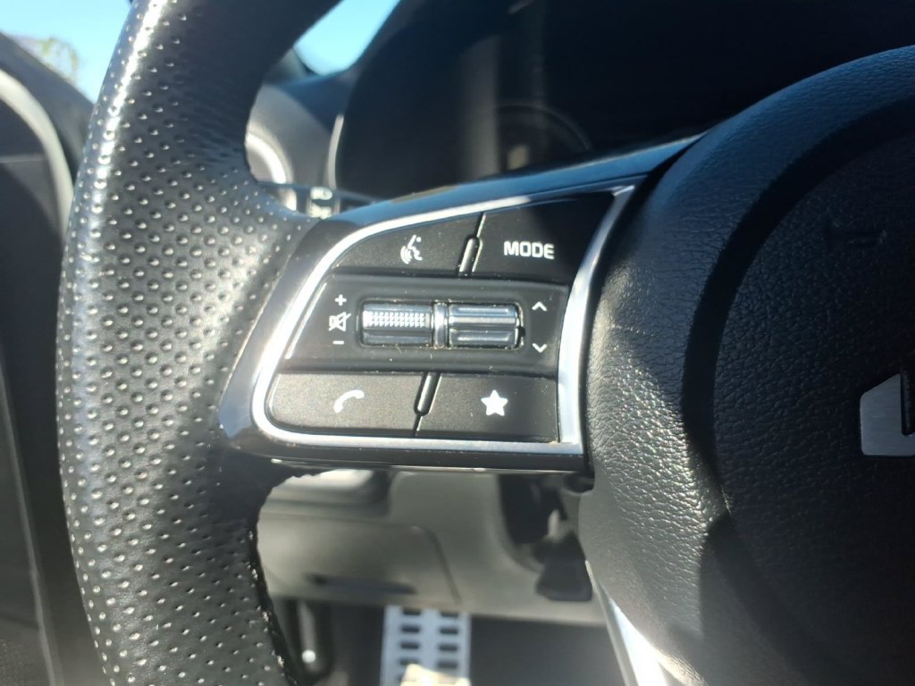 Used 2022 Kia Forte GT-Line FWD image 7