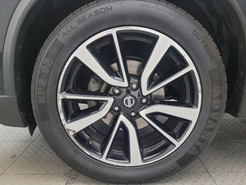 Used 2017 Nissan Rogue SL w/ SL Premium Package AWD/4WD image 31
