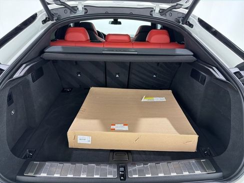 Certified 2022 BMW X6 M w/ Competition Package image 25