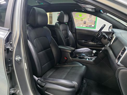 Used 2020 Kia Sportage S w/ S Premium Package AWD/4WD image 24