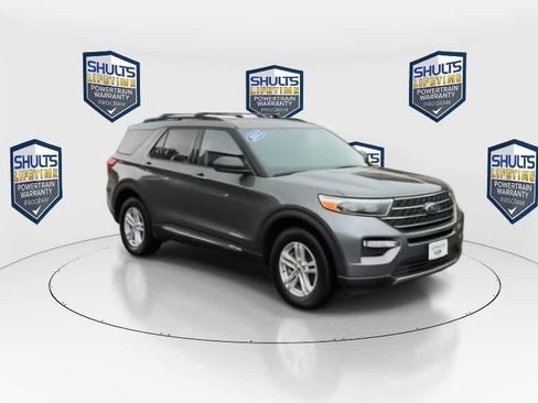 Used 2023 Ford Explorer XLT w/ Equipment Group 202A AWD/4WD image 2