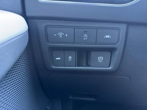 Used 2023 Hyundai Sonata SE w/ Cargo Package image 6