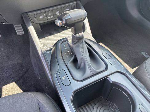 Used 2026 Kia K4 FWD image 40