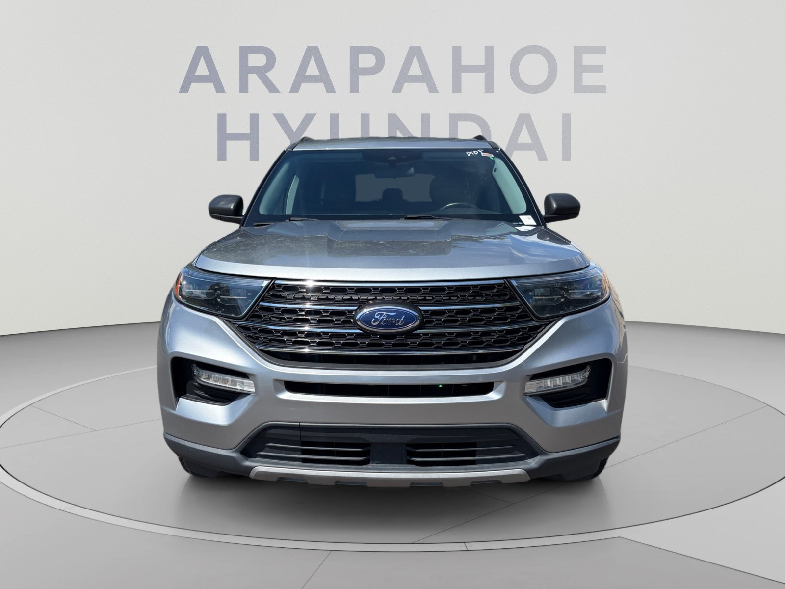 Used 2022 Ford Explorer XLT w/ Equipment Group 202A AWD/4WD image 8