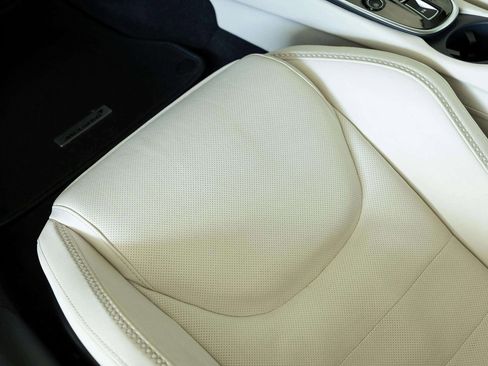 Used 2023 McLaren GT image 18