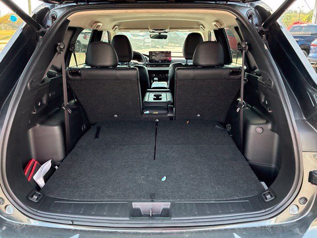 Used 2025 Mitsubishi Outlander SE FWD image 58