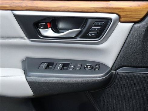 Used 2017 Honda CR-V Touring image 12