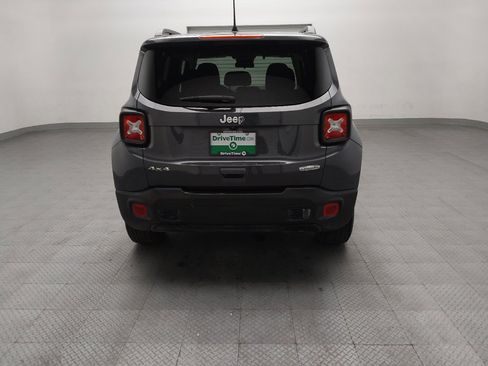 Used 2022 Jeep Renegade Latitude AWD/4WD image 7
