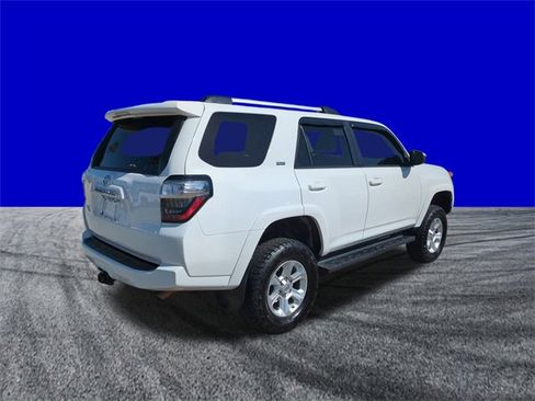 Used 2020 Toyota 4Runner SR5 image 4