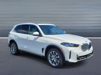 New 2026 BMW X5 xDrive40i w/ Climate Comfort Package AWD/4WD video 2