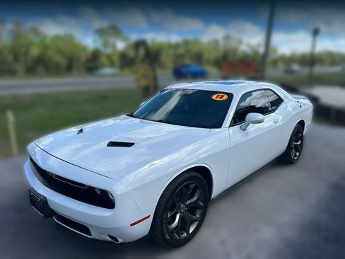 Used 2018 Dodge Challenger SXT Plus RWD image 1