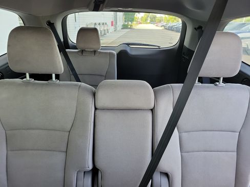 Used 2021 Honda Pilot EX image 18