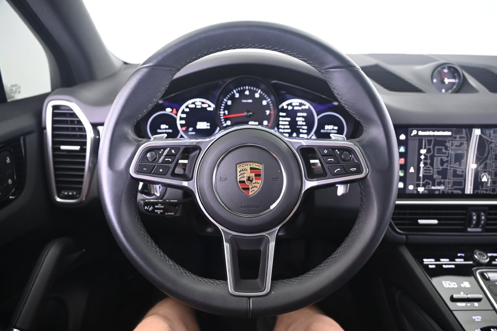 Used 2023 Porsche Cayenne Platinum Edition AWD/4WD image 35