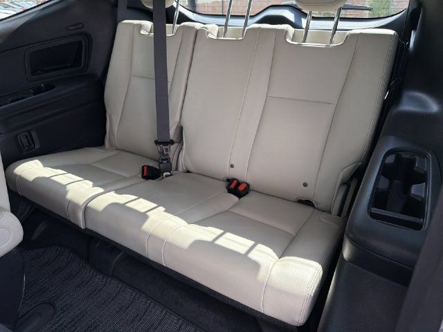 Used 2022 Subaru Ascent Limited AWD/4WD image 39