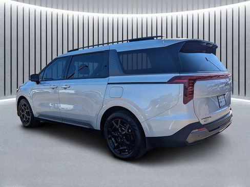 Used 2026 Kia Carnival SX Prestige image 7