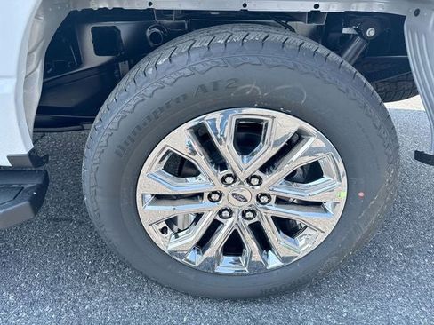 New 2025 Ford F150 Lariat w/ Equipment Group 501A Mid image 10