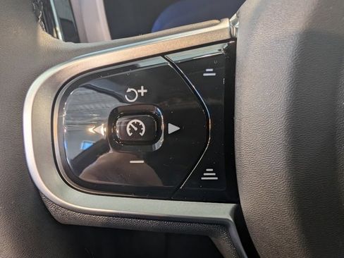 New 2026 Volvo XC60 B5 Ultra w/ Protection Package Premier image 17