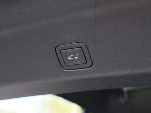 Certified 2023 Chevrolet Suburban RST w/ Luxury Package image 28