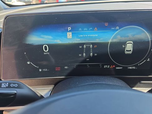 Used 2024 Kia Sportage SX image 20