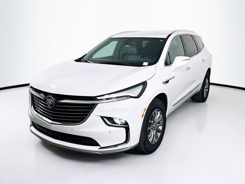 Used 2024 Buick Enclave Essence w/ LPO, Floor Liner Package image 3