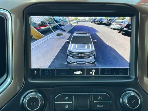 Used 2021 Chevrolet Silverado 1500 High Country w/ Technology Package AWD/4WD image 57