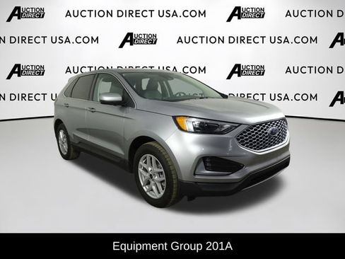 Used 2024 Ford Edge SEL AWD/4WD image 2