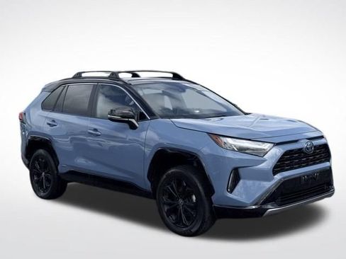 Used 2022 Toyota RAV4 XSE w/ XSE Grade Weather Package AWD/4WD image 4