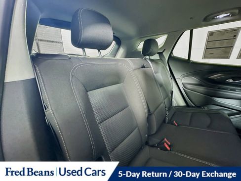 Used 2022 GMC Terrain SLE image 27