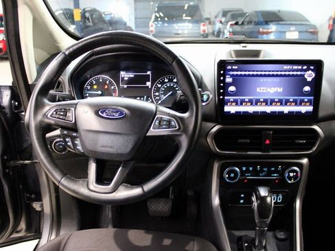 Used 2019 Ford EcoSport SE image 18