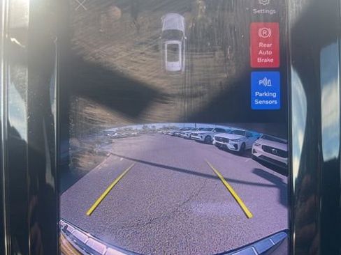 Used 2023 Volvo XC60 B5 Core w/ Climate Package image 15