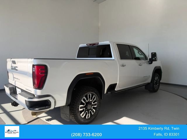 Used 2024 GMC Sierra 3500 Denali Ultimate AWD/4WD image 7