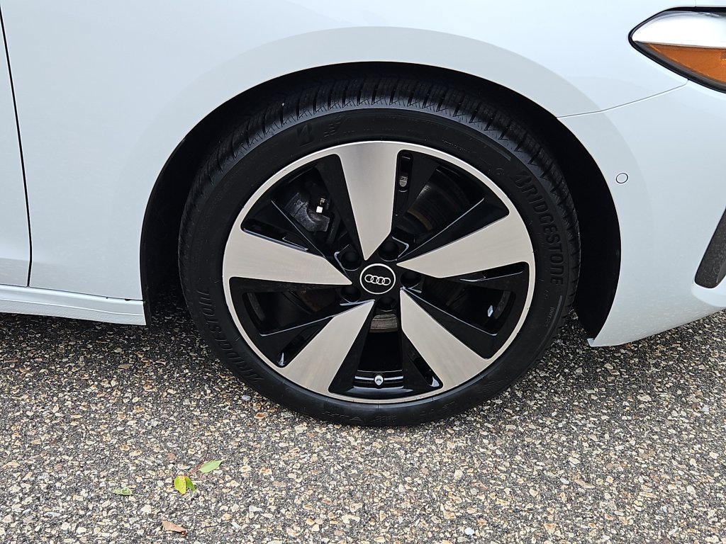 Certified 2025 Audi A5 2.0T Premium w/ Convenience Package AWD/4WD image 10