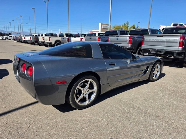 Used 2003 Chevrolet Corvette Coupe w/ Preferred Equipment Group RWD image 3