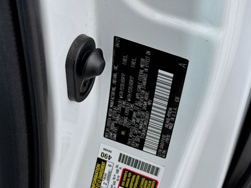 Used 2021 Toyota Sienna LE image 23