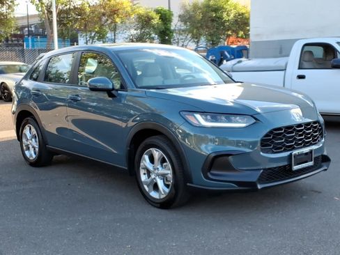 Used 2024 Honda HR-V LX image 3