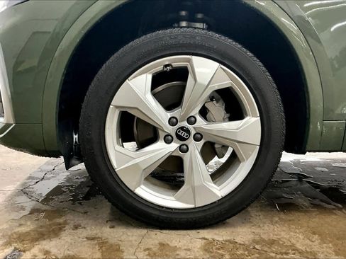 Used 2023 Audi Q5 2.0T Premium Plus image 12