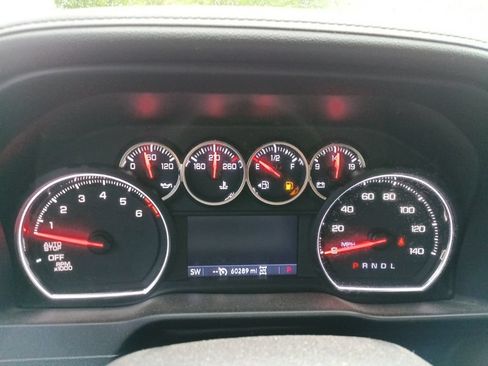 Used 2019 Chevrolet Silverado 1500 LTZ w/ LTZ Convenience Package AWD/4WD image 8