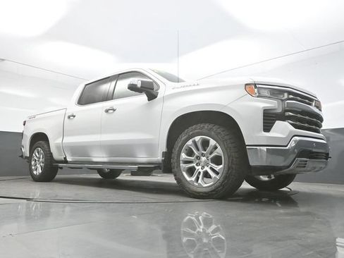 Used 2023 Chevrolet Silverado 1500 LTZ AWD/4WD image 29