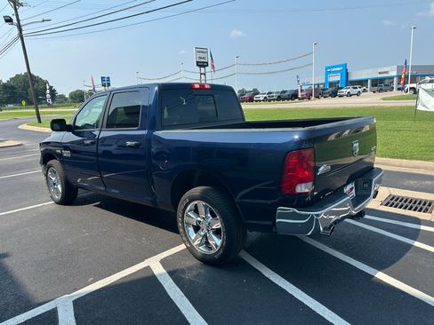 Used 2018 RAM 1500 Big Horn AWD/4WD image 12