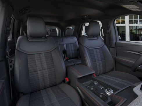 New 2026 Ford Explorer ST-Line w/ ST-Line Street Pack image 10