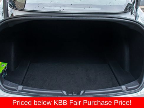 Used 2022 Tesla Model 3 Long Range AWD/4WD image 17