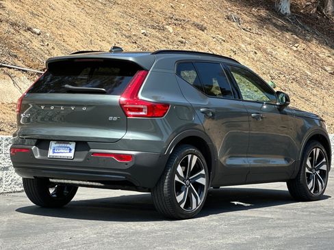 New 2026 Volvo XC40 B5 Ultra AWD/4WD image 4